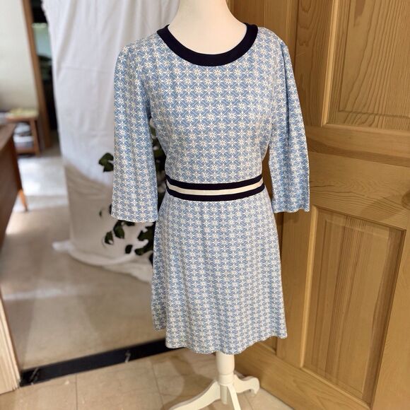 Draper James Honeycomb Floral Persley Ponte Dress Medium Blue and‎ White - Picture 2 of 16